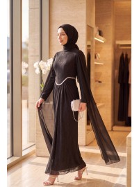 خـاريـس ذو العبـاءة المفصـلة
