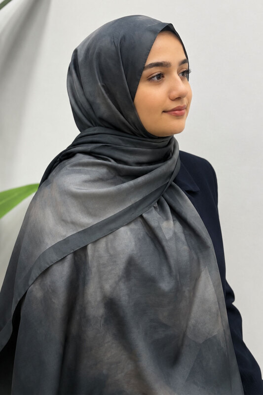 "عالم الإستيراد الملوّن"